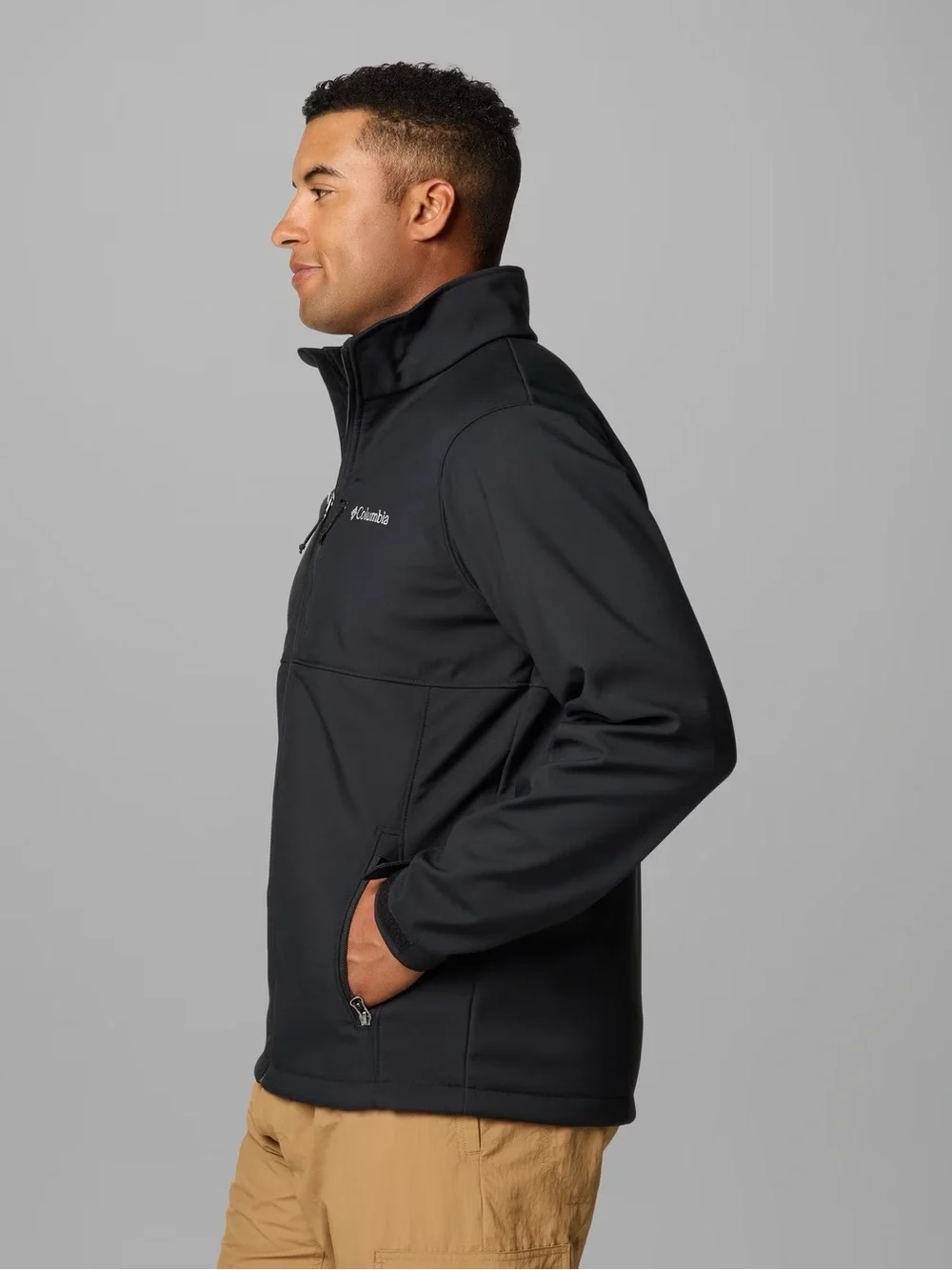 Columbia Ascender Softshell Jacket - Black. XL
